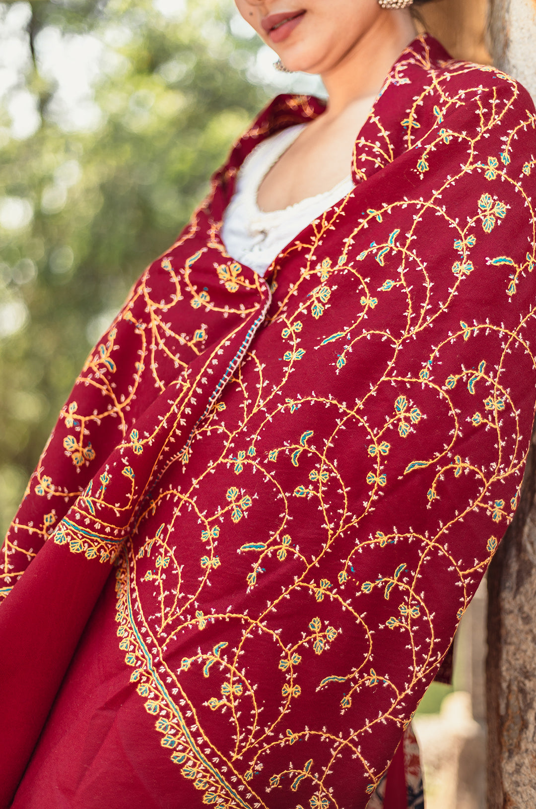 Maroon stole with full jaal work